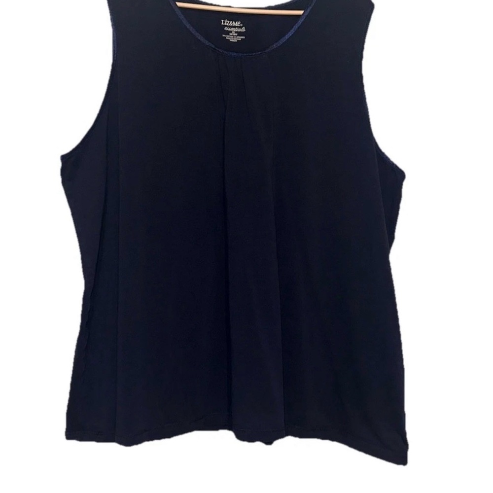 Women's LIZ & ME Navy Blue Sleeveless Top